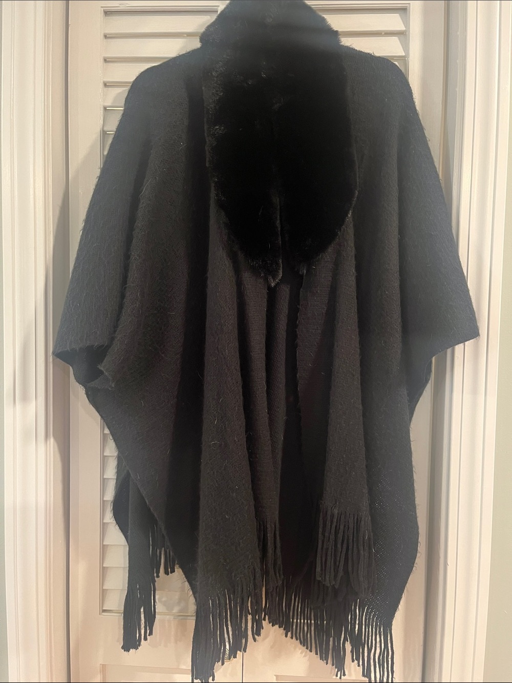 Black Faux Fur Collar Fringe Poncho